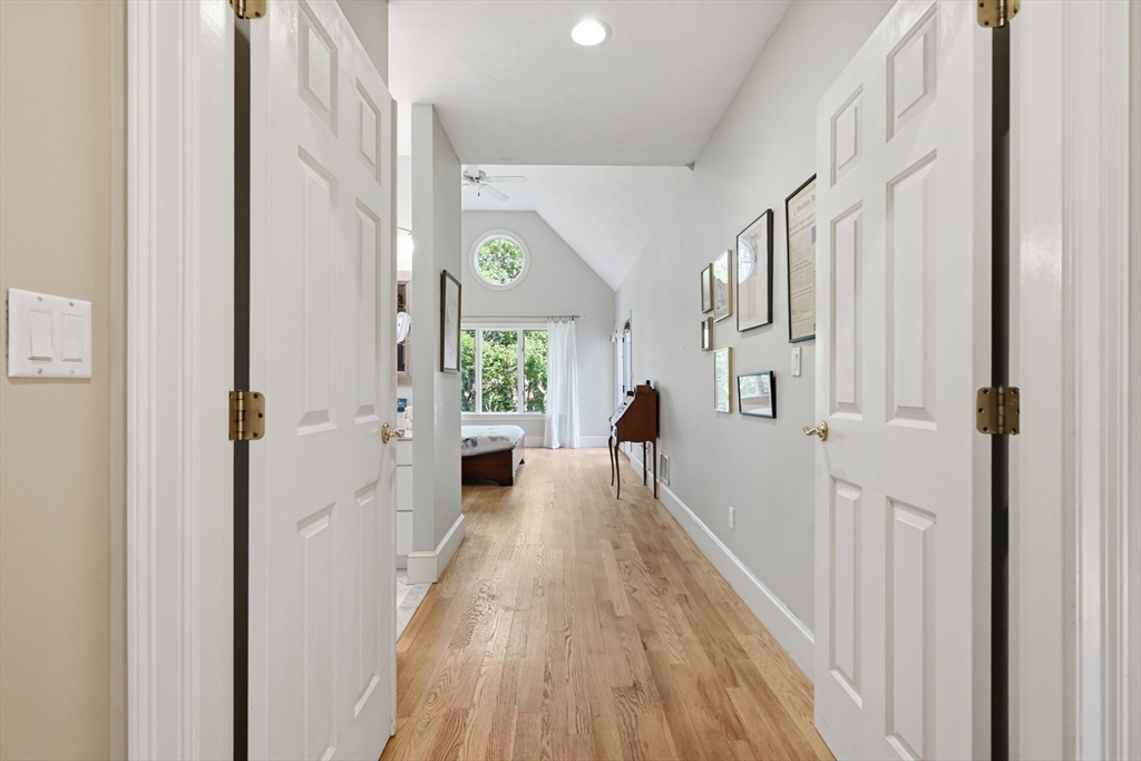 272 Falmouth Woods Rd