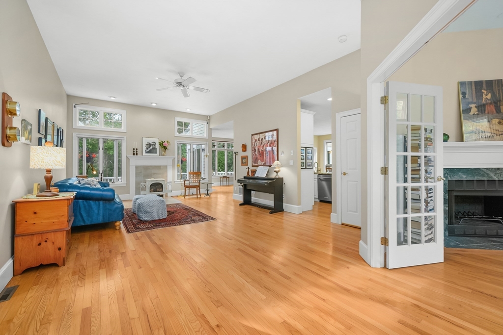 272 Falmouth Woods Rd