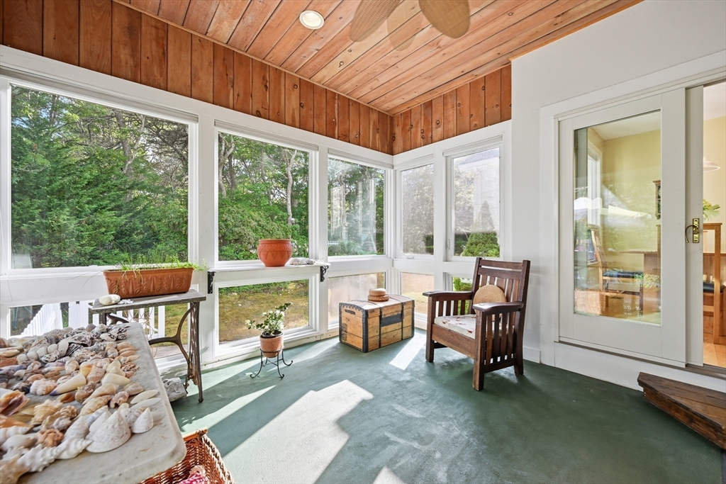 272 Falmouth Woods Rd