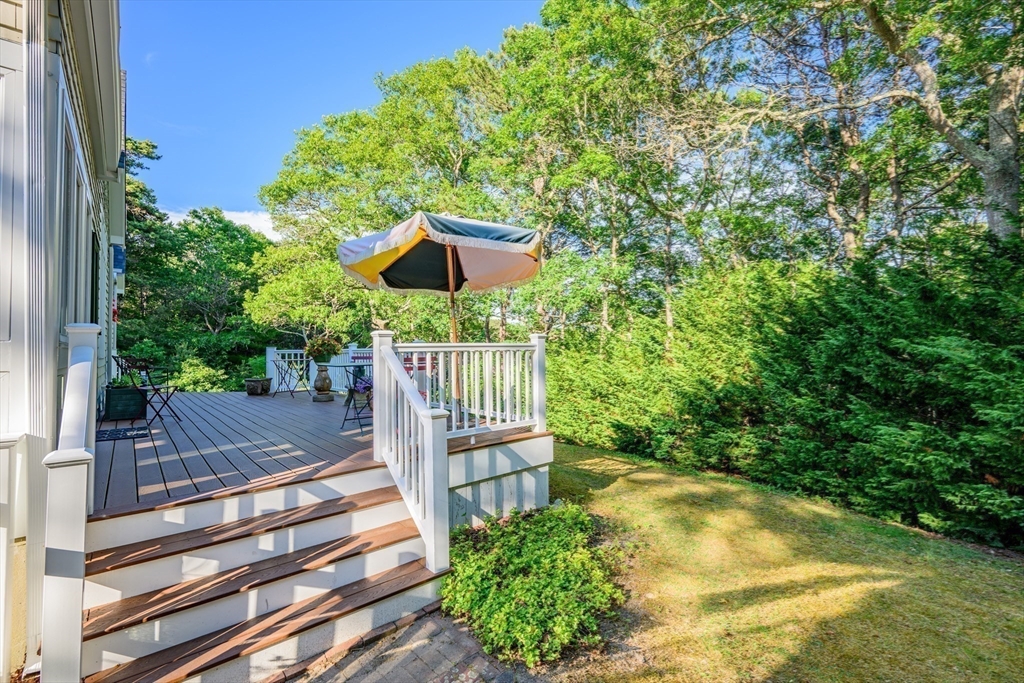 272 Falmouth Woods Rd