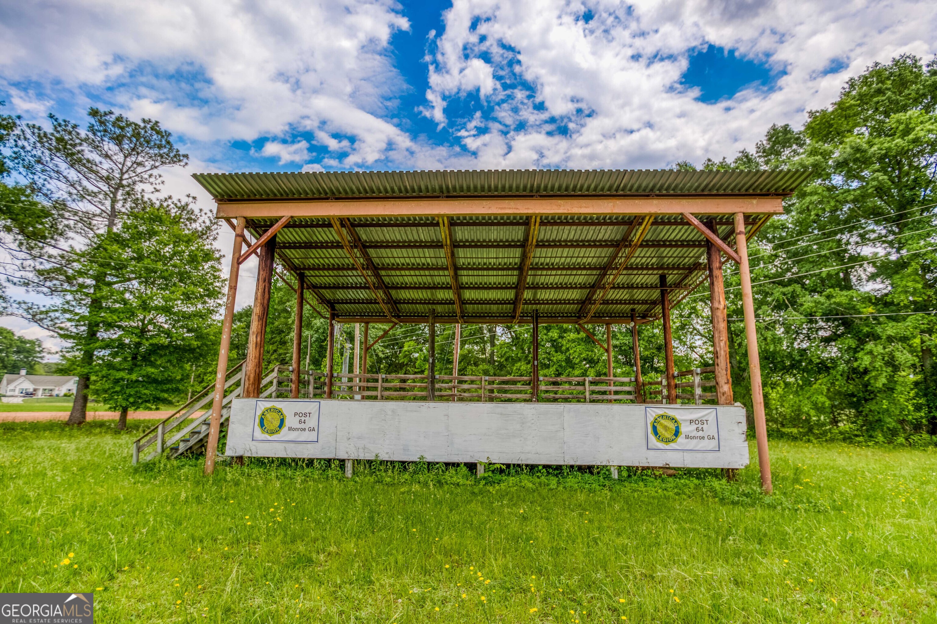 1320 E Church Street