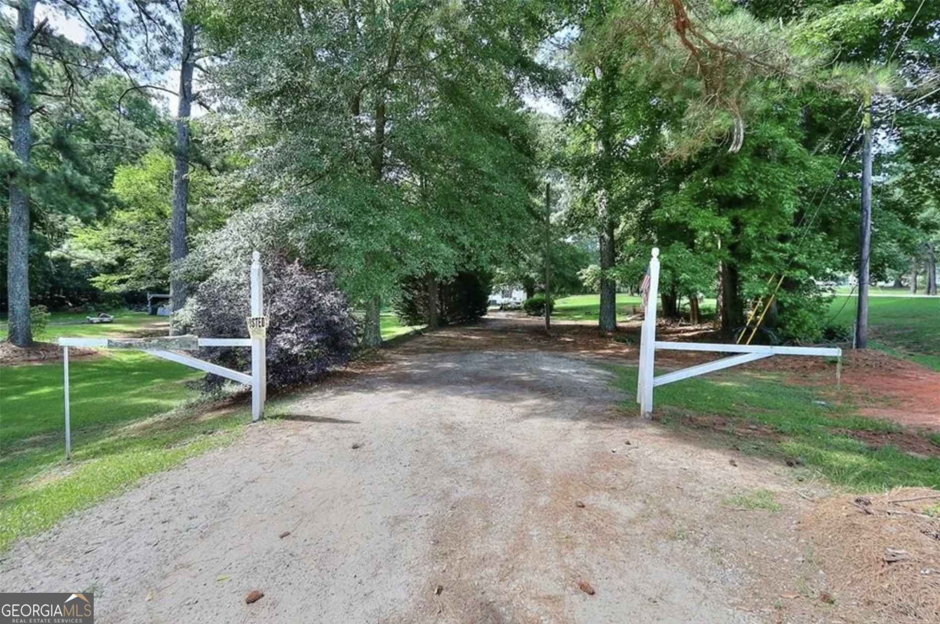 2255 Highway 11 NW