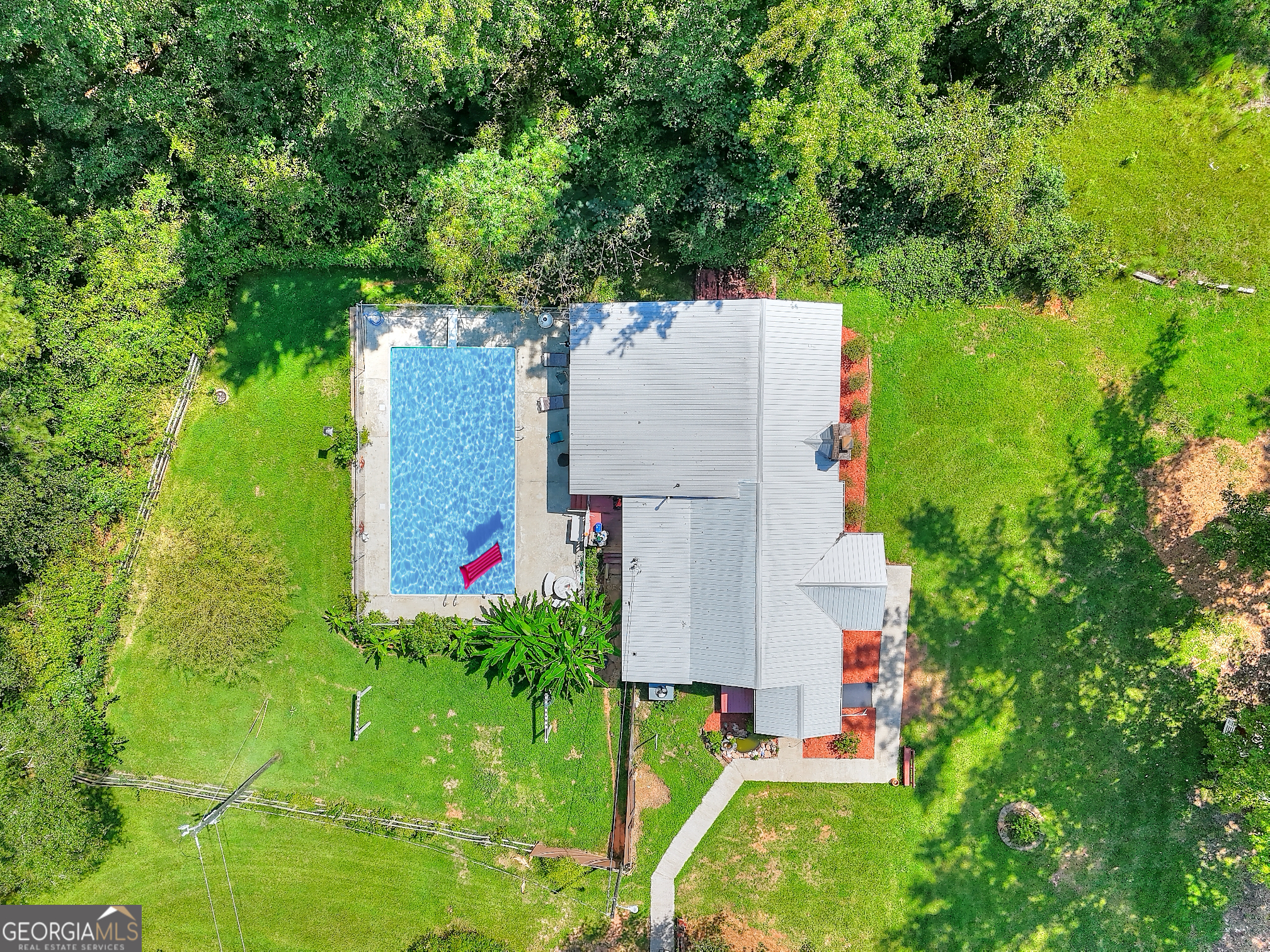 2255 Highway 11 NW