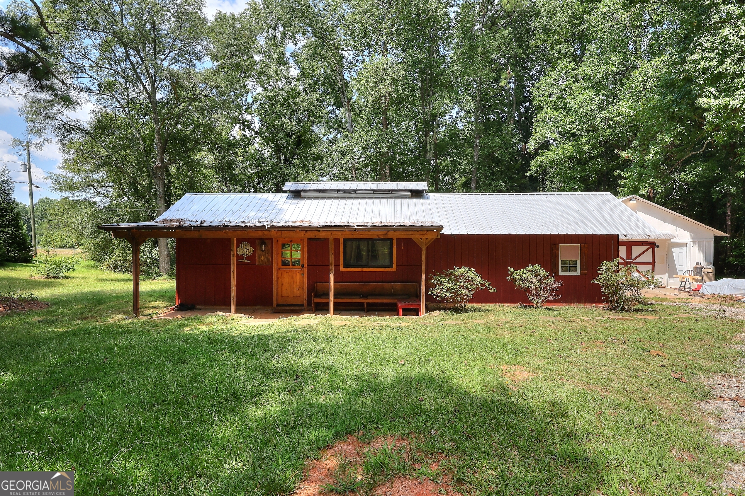 2255 Highway 11 NW
