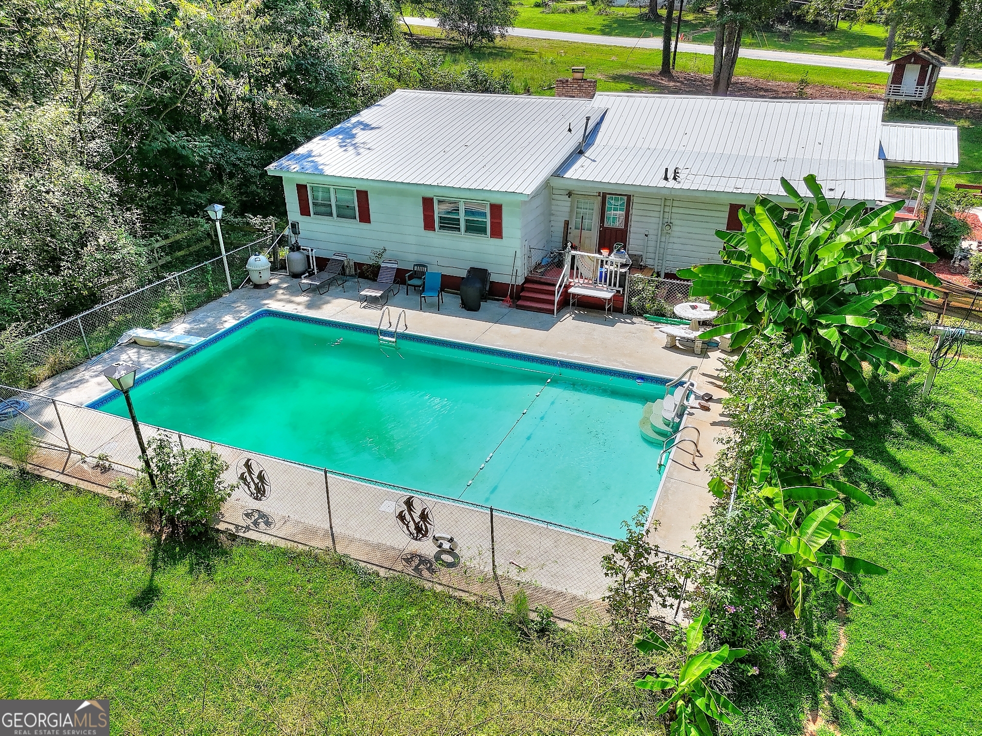 2255 Highway 11 NW