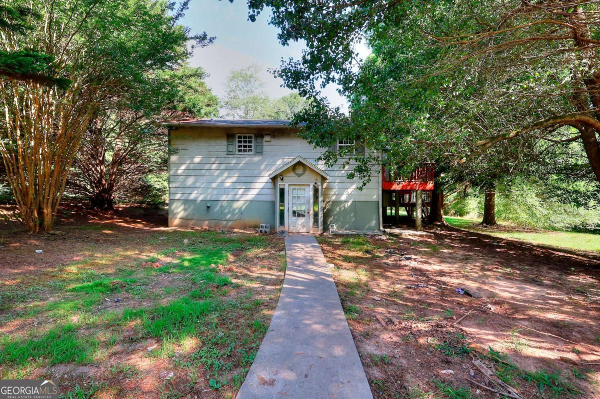 725 Poplar Street