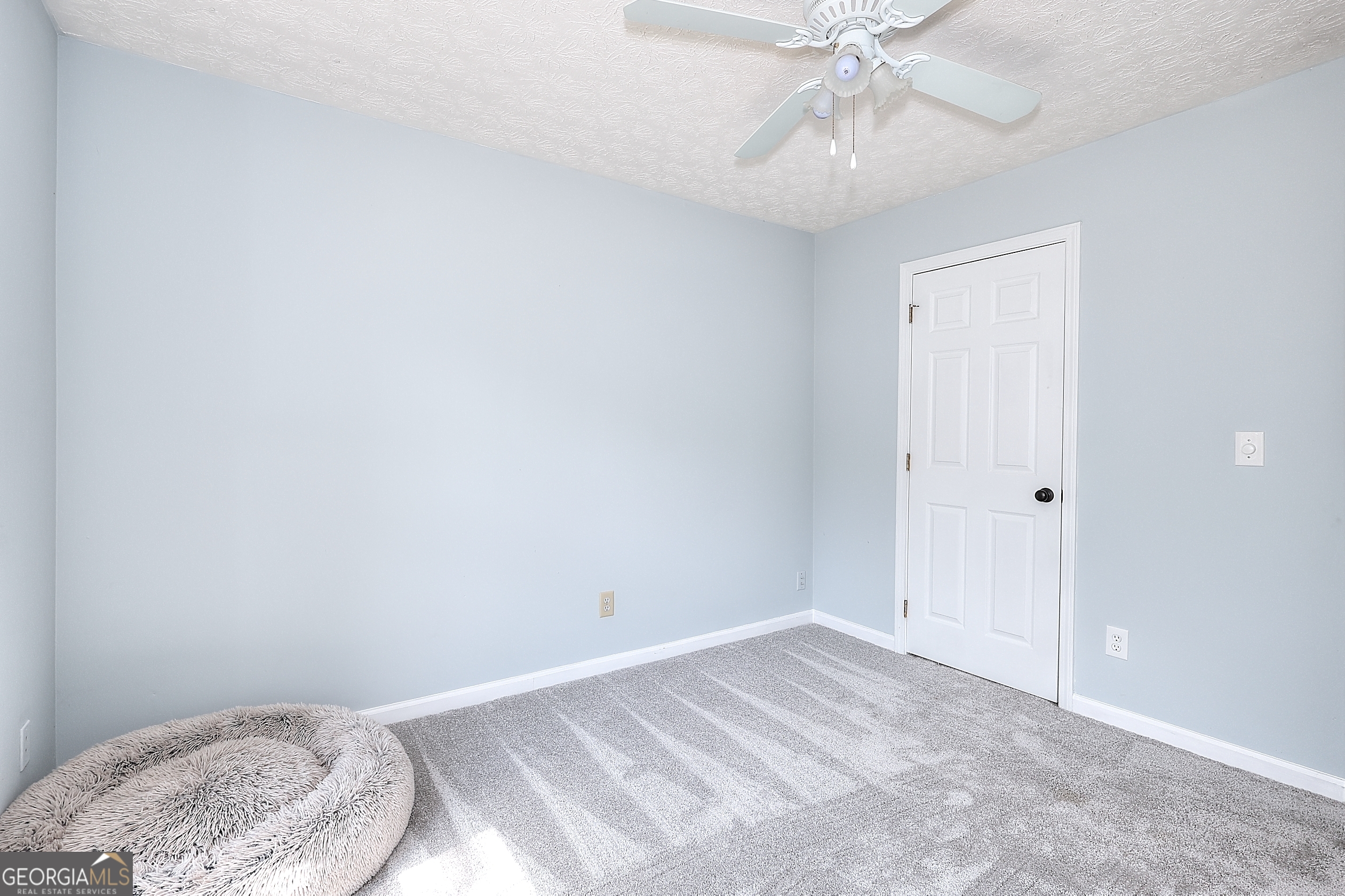 413 Spring Place