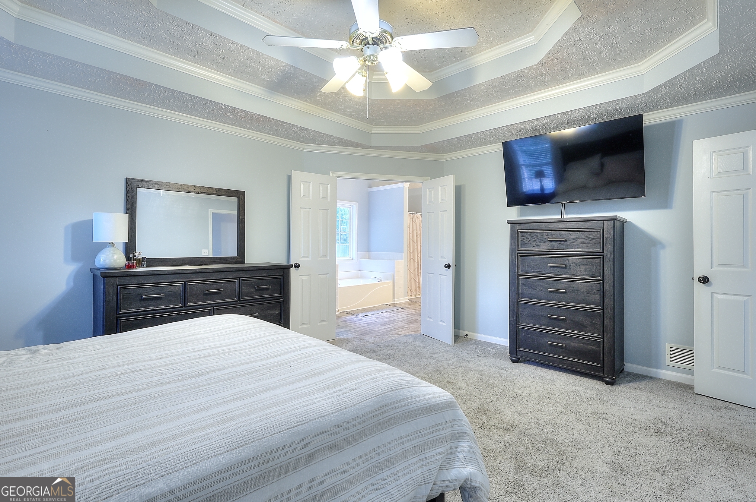 413 Spring Place