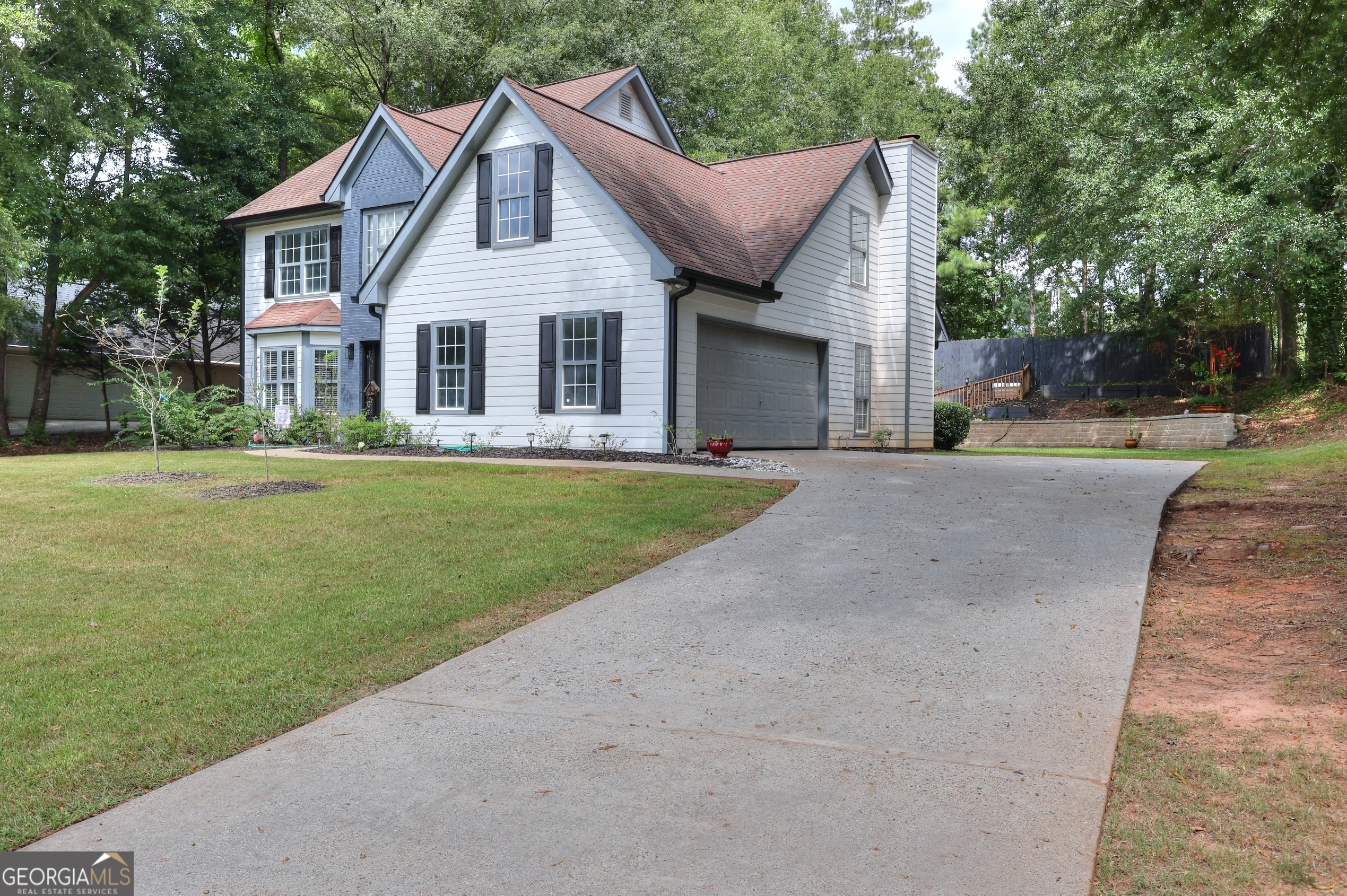 413 Spring Place