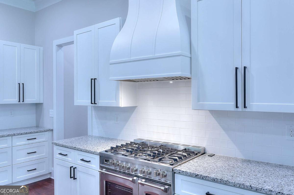 2053 John Stowe Road