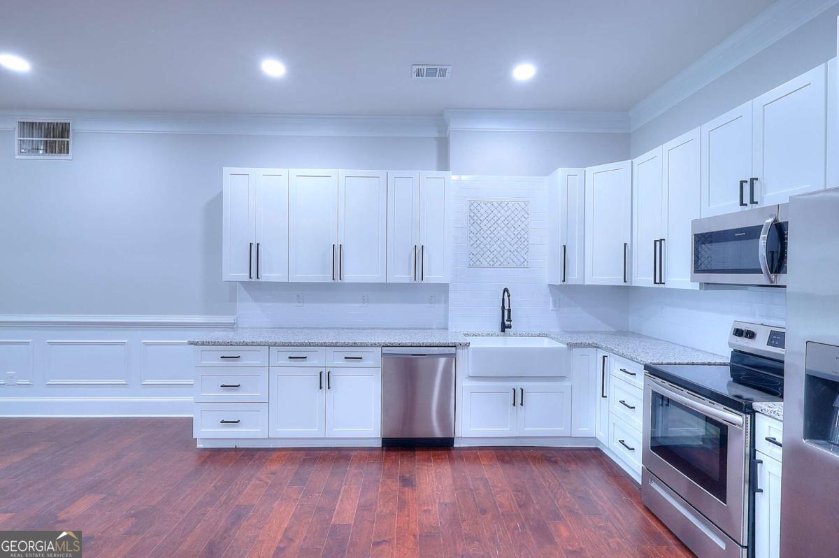 2053 John Stowe Road