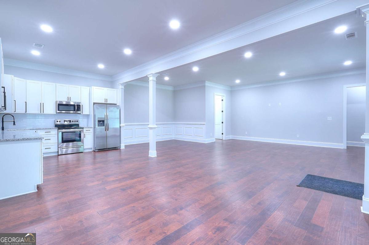 2053 John Stowe Road