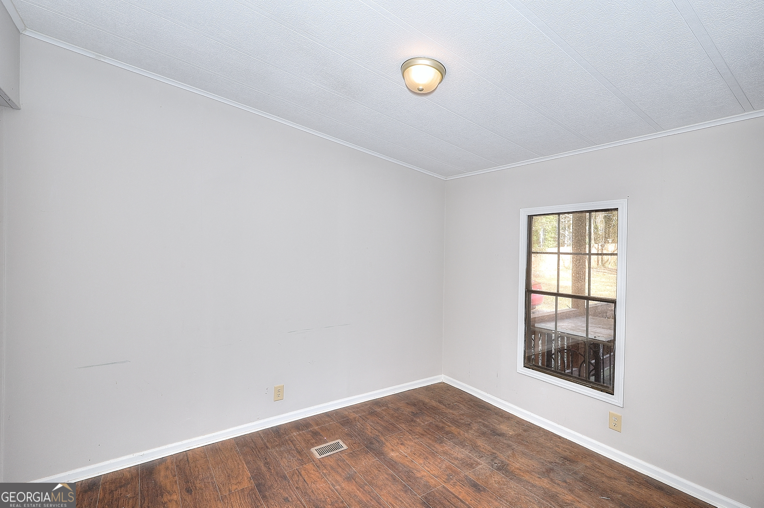1210 Lee Peters Road