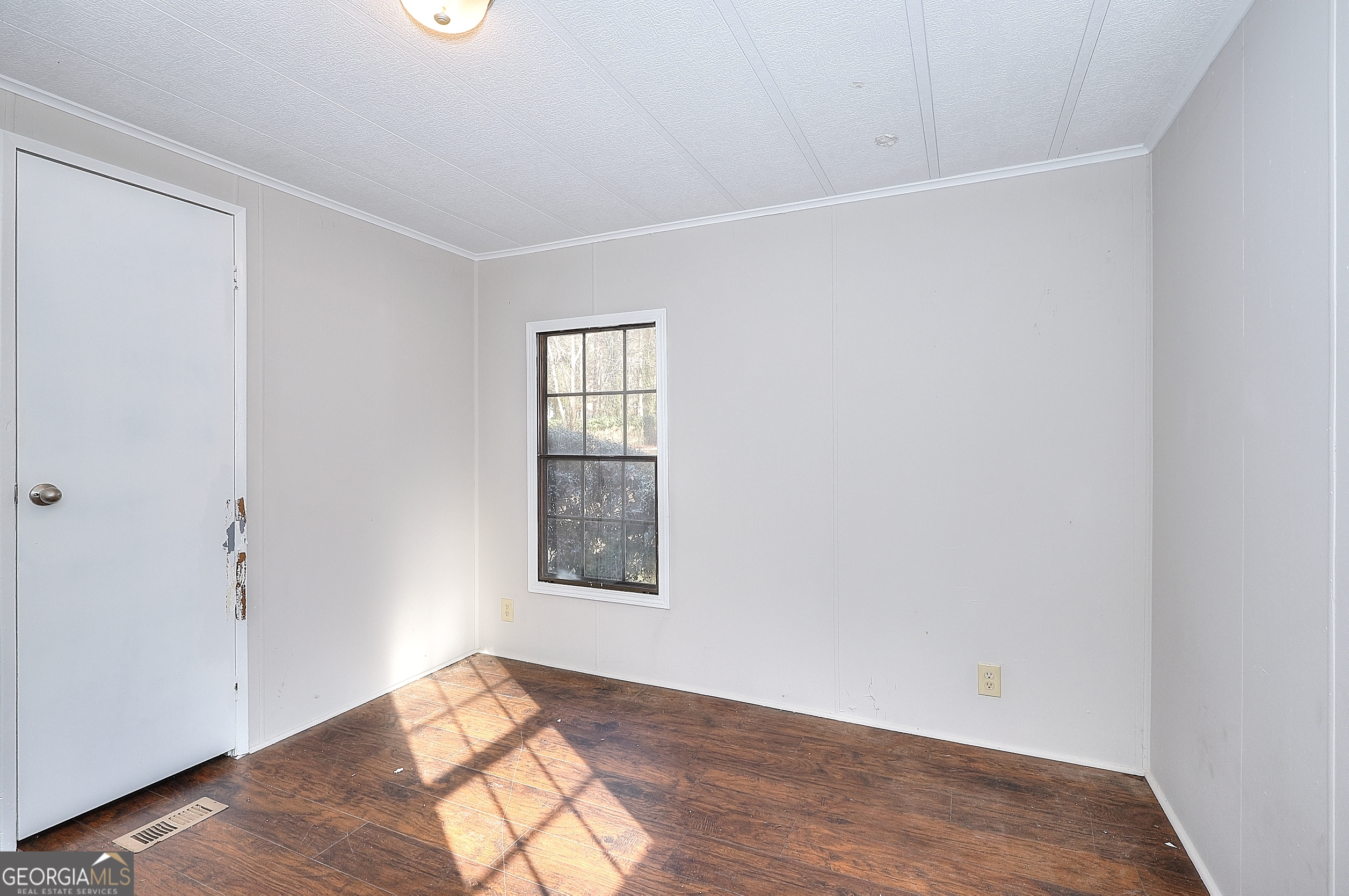 1210 Lee Peters Road