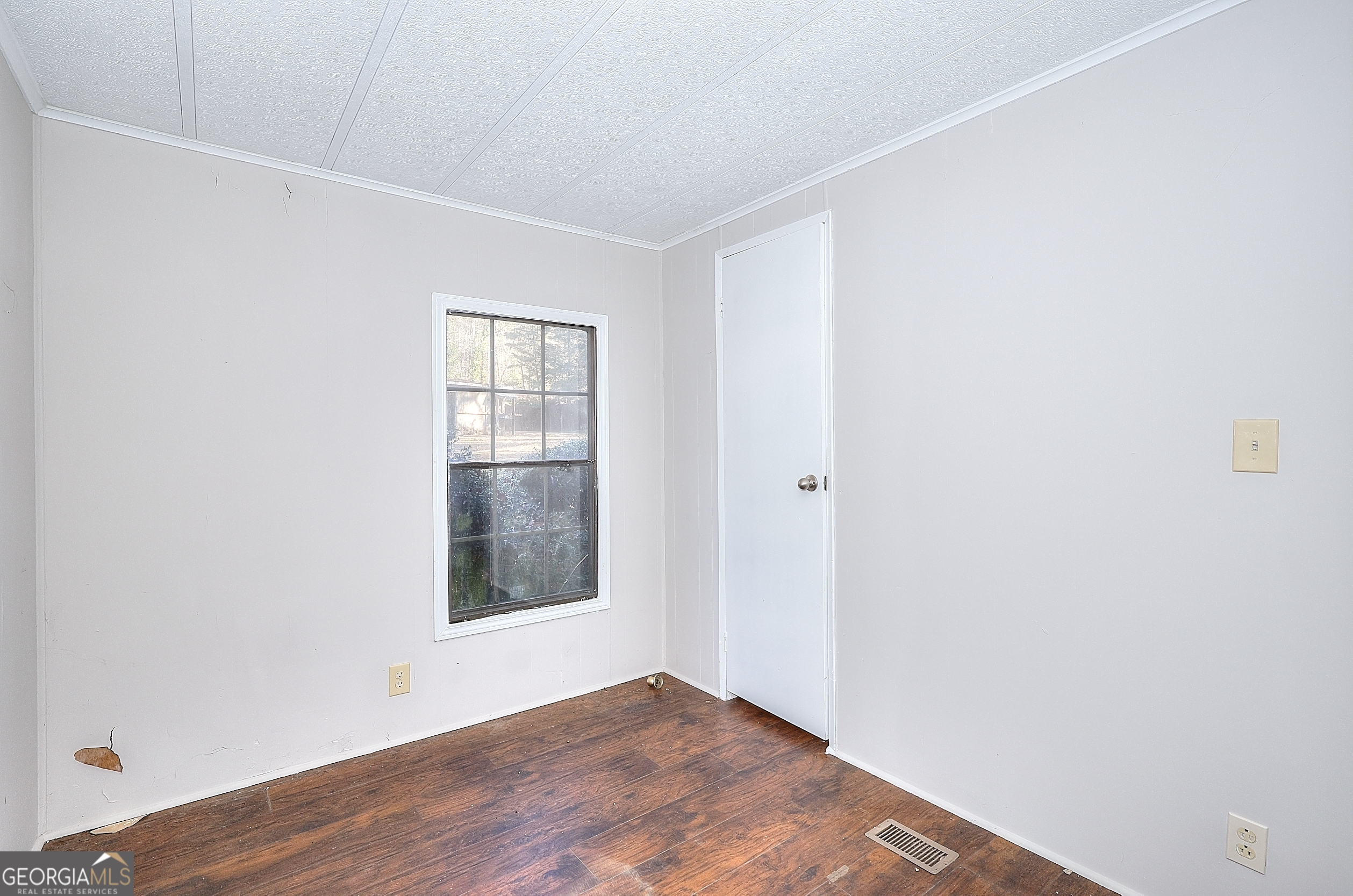 1210 Lee Peters Road