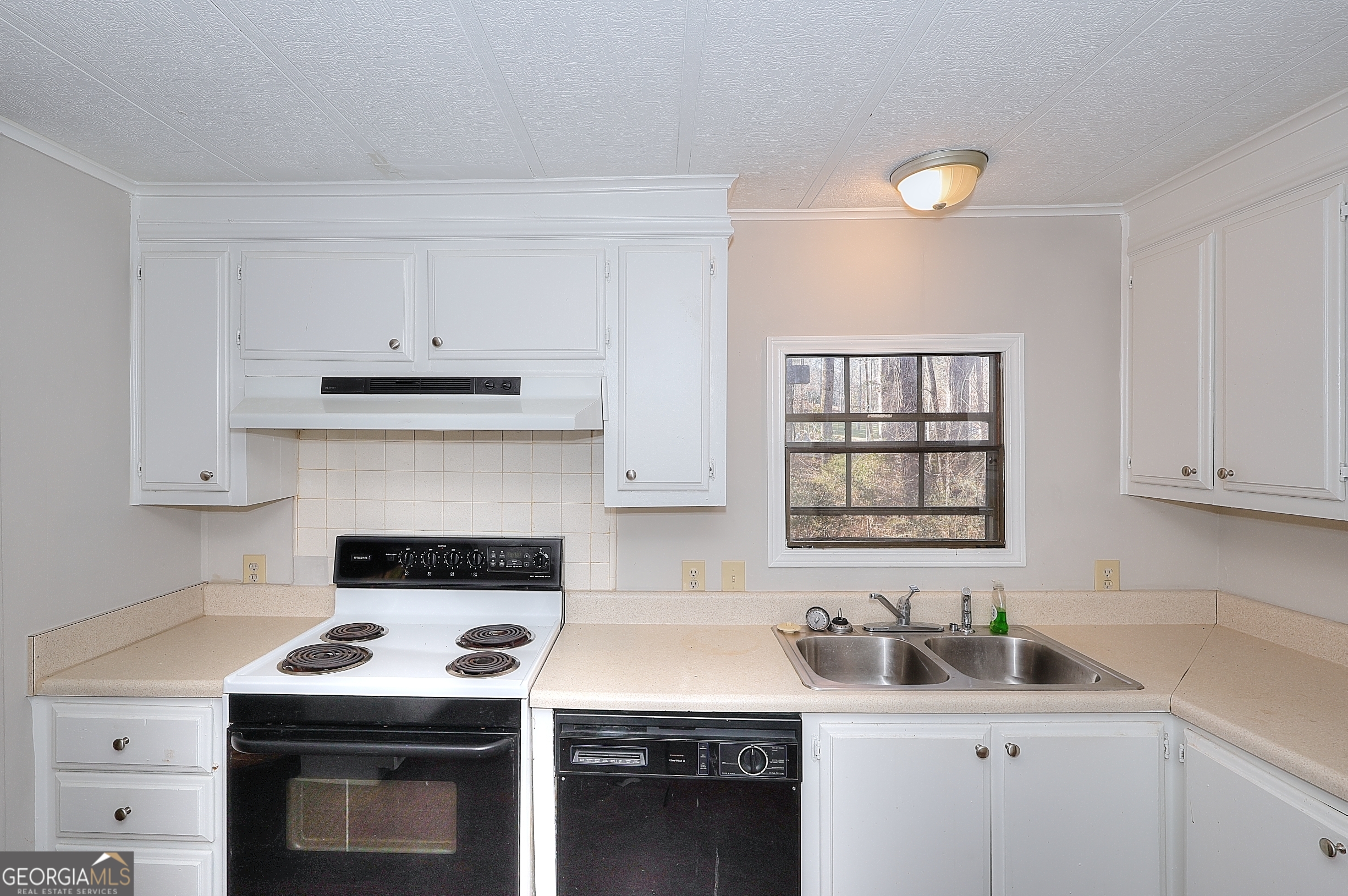 1210 Lee Peters Road
