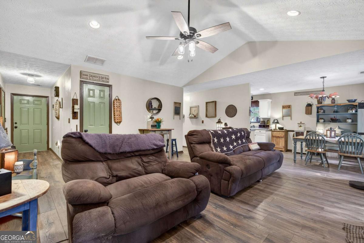311 Magnolia Lane