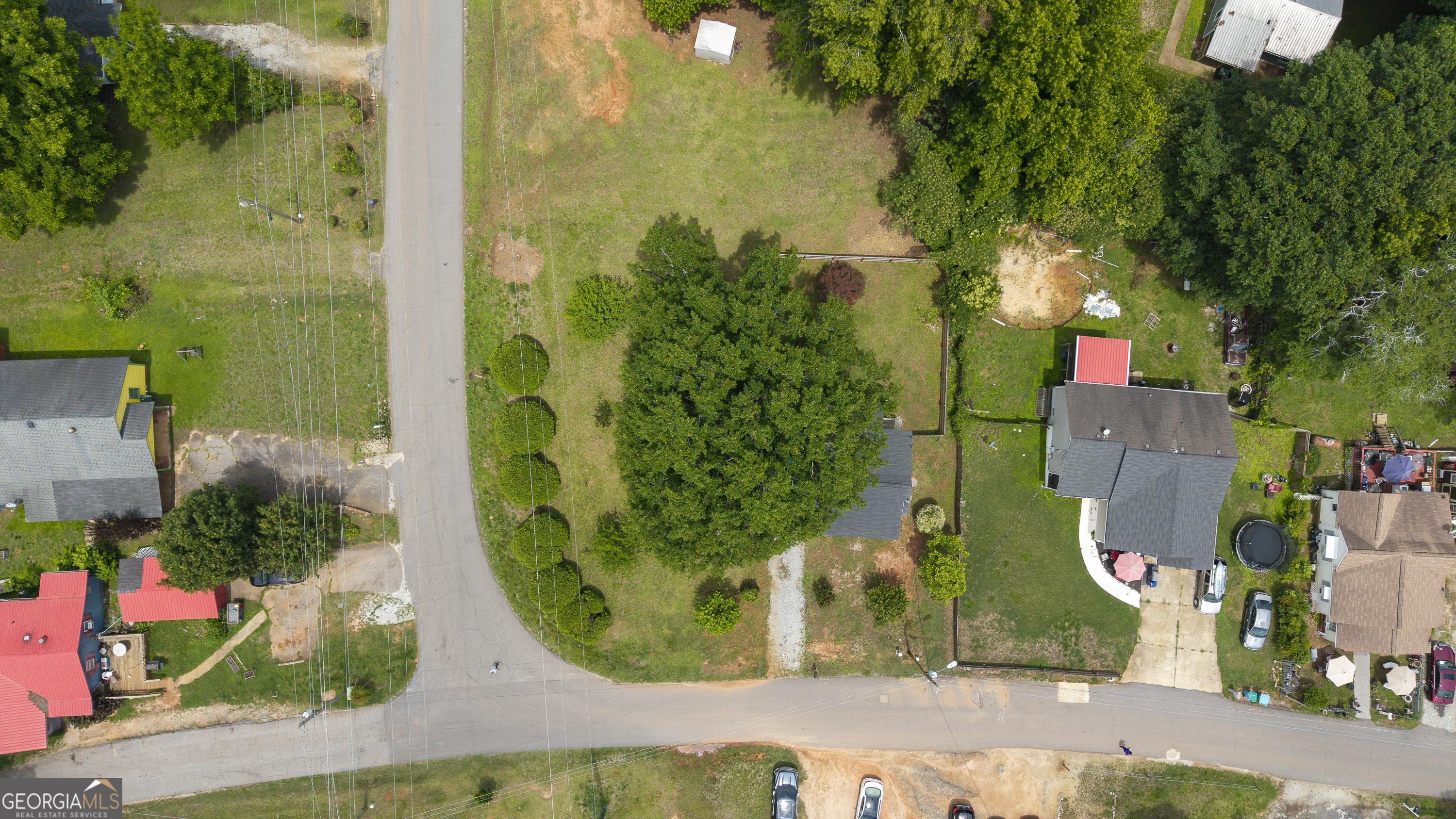 156 Pine Avenue