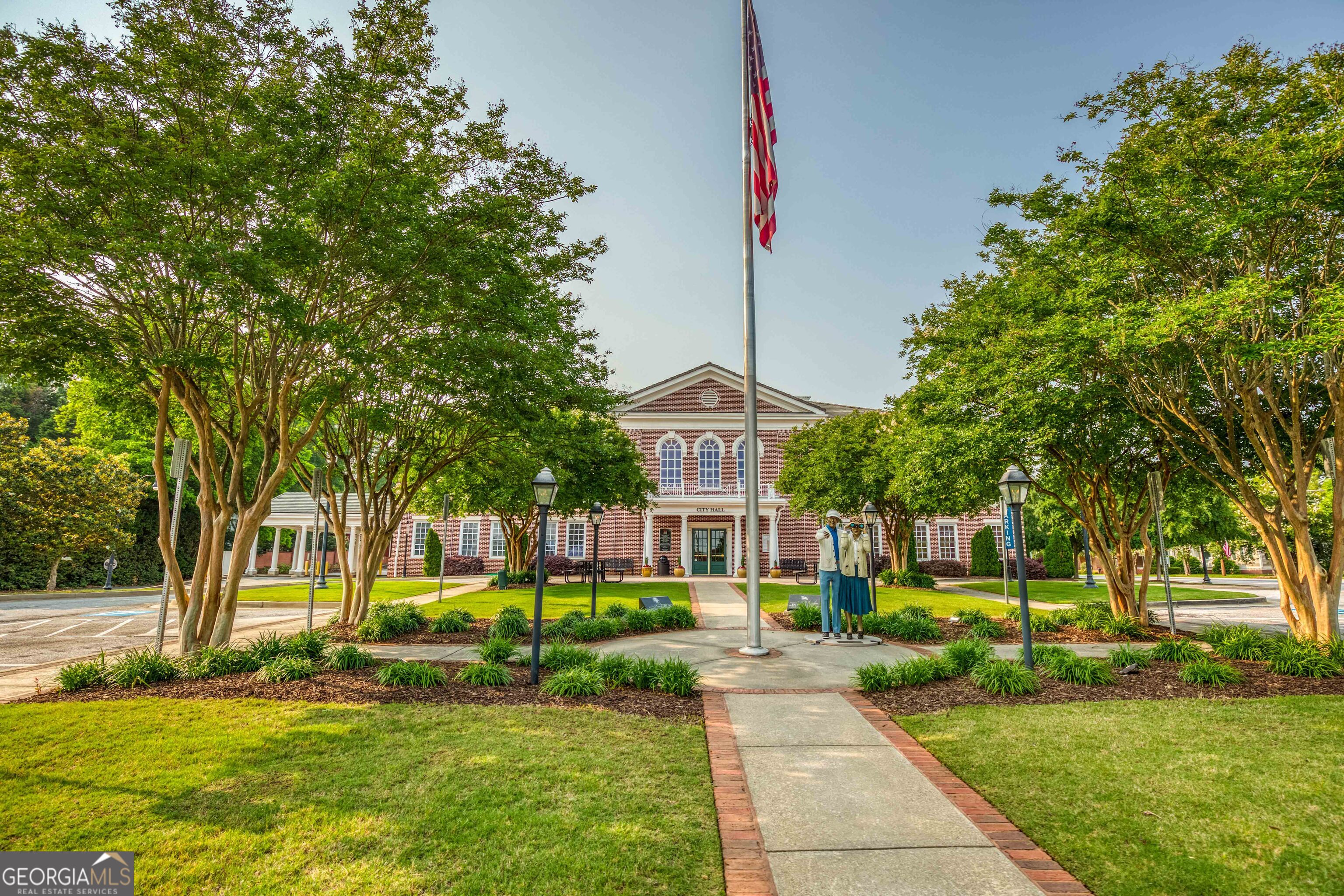 299 Claiborne Way