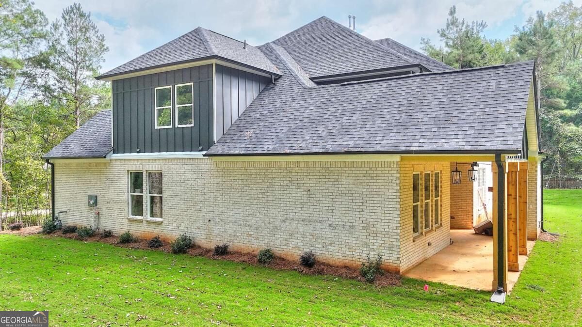 299 Claiborne Way