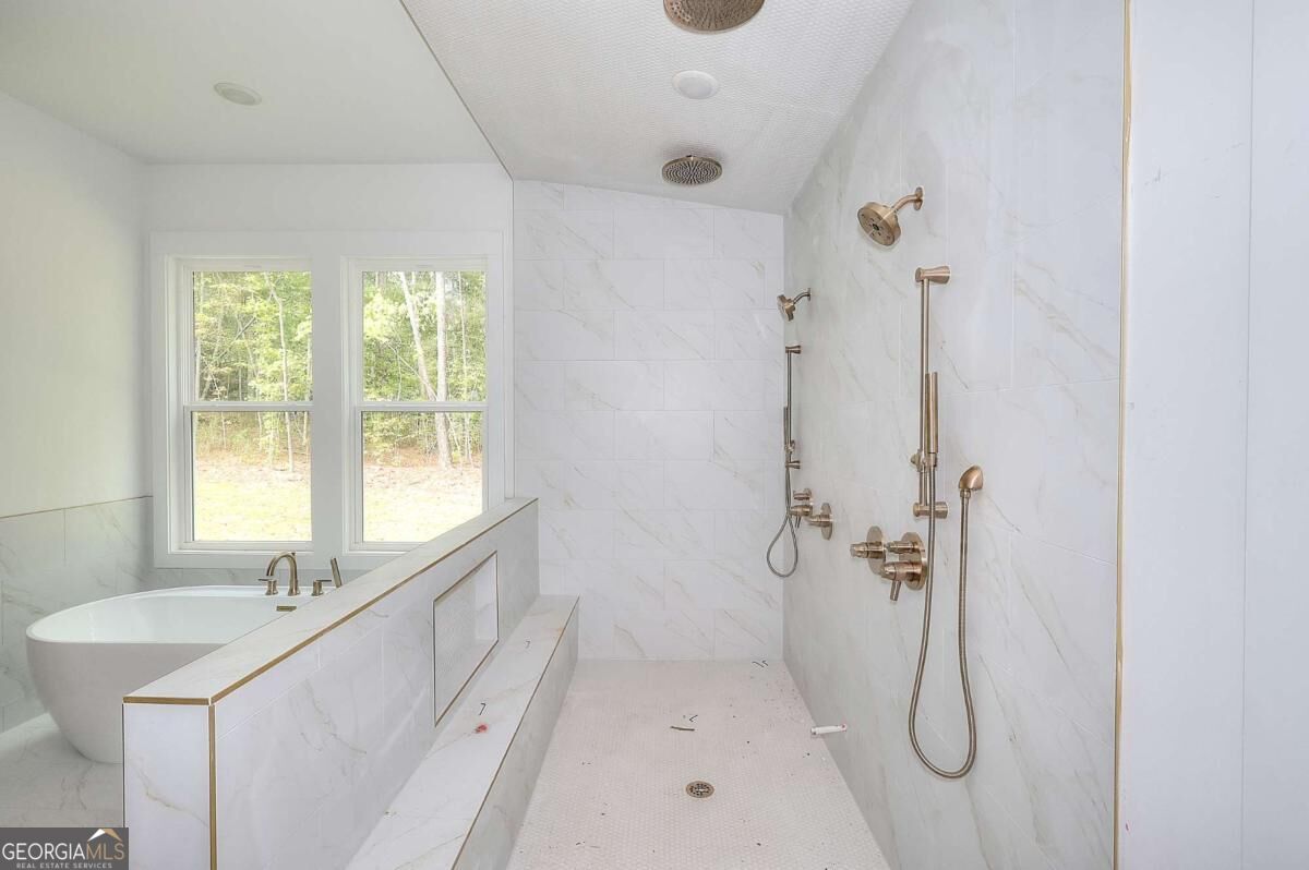 299 Claiborne Way