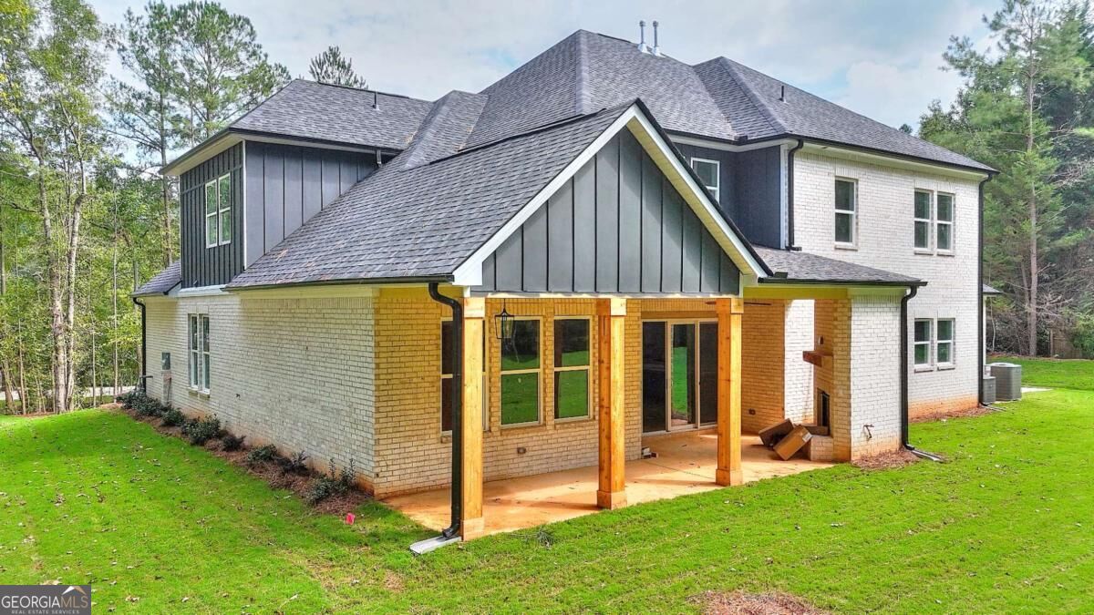 299 Claiborne Way