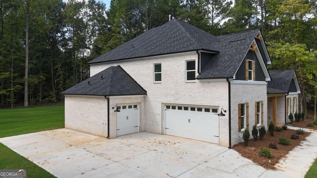 299 Claiborne Way