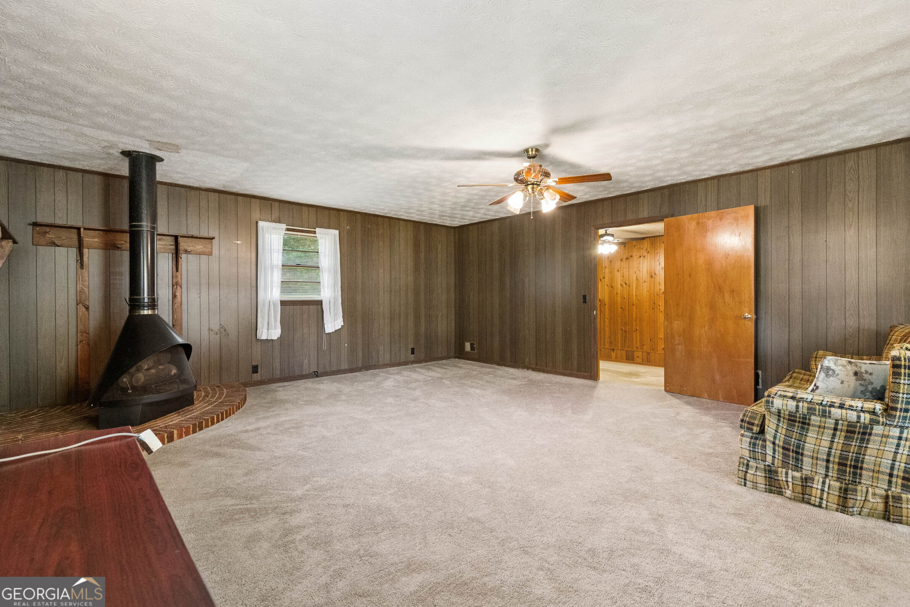 1525 Woodacres Road