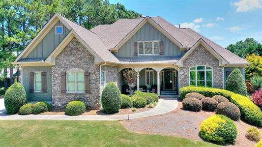 444 Lakeshore Drive