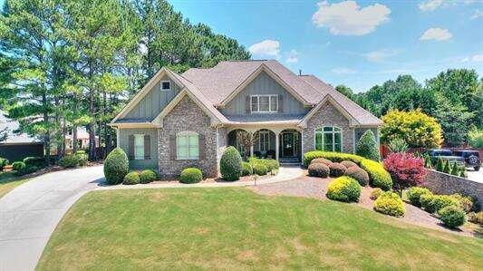 444 Lakeshore Drive