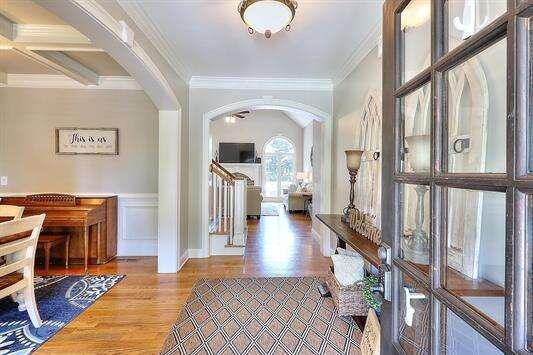 444 Lakeshore Drive