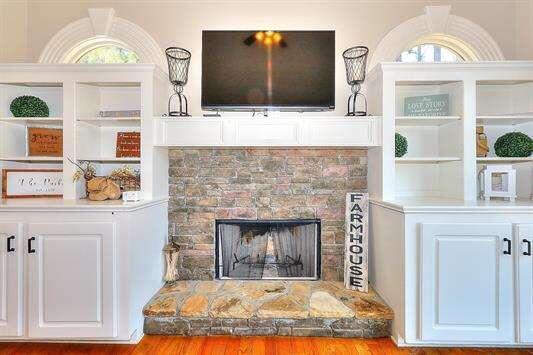 444 Lakeshore Drive