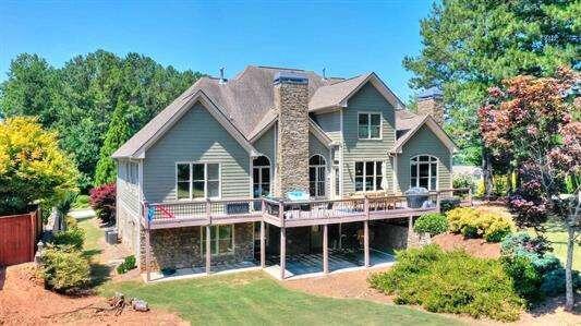 444 Lakeshore Drive