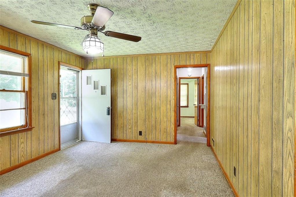 122 White Oak Lane