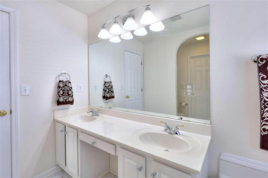 3355 Sandwedge Lane