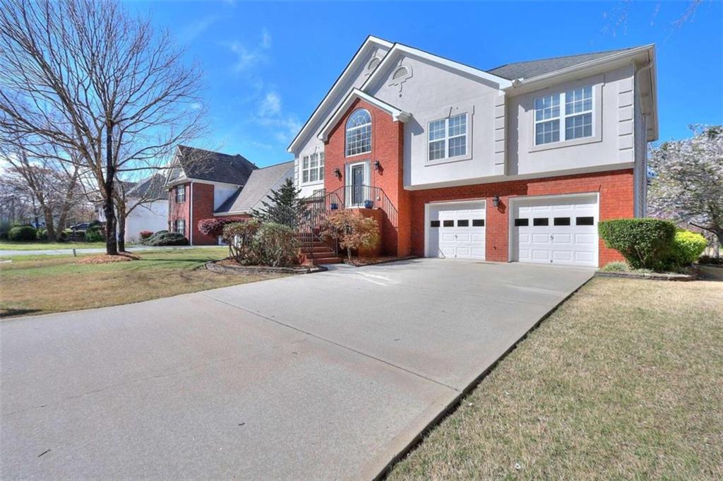 3355 Sandwedge Lane