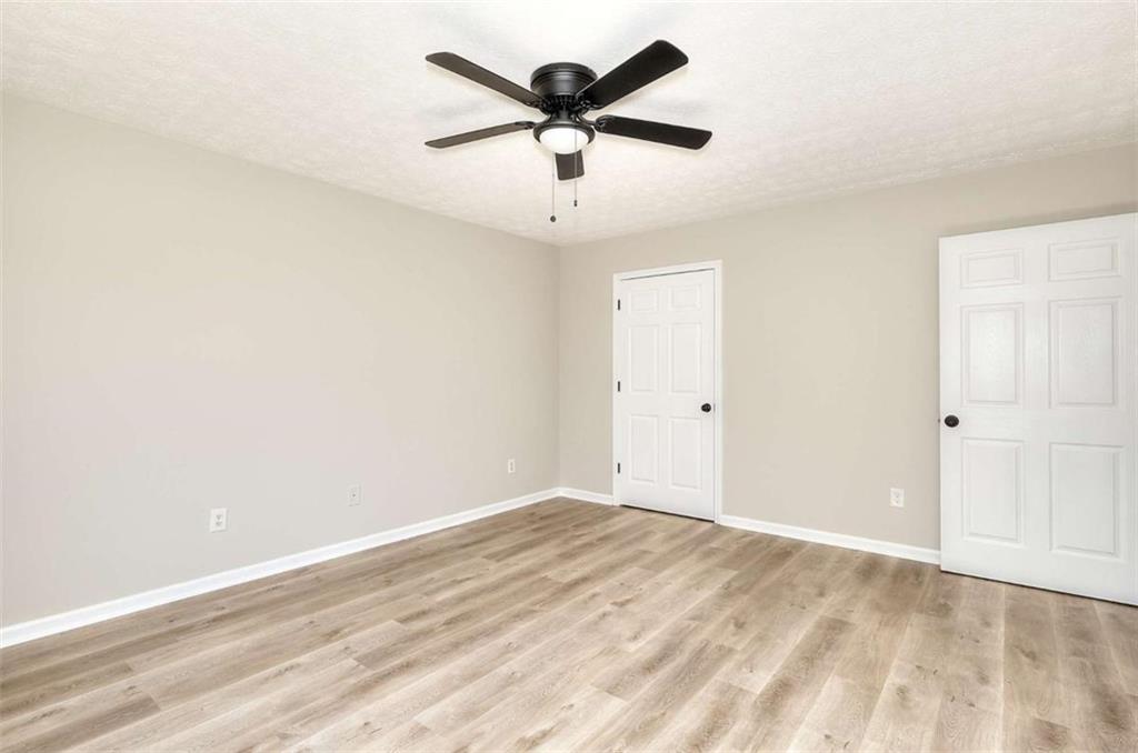102 Pineview Drive