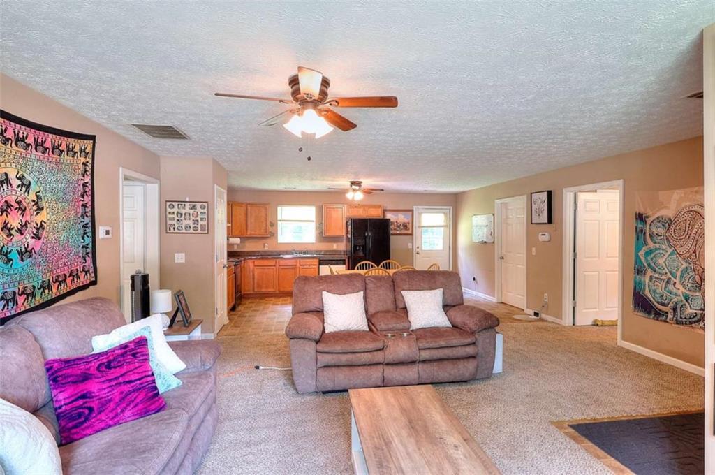 1223 S Madison Avenue S