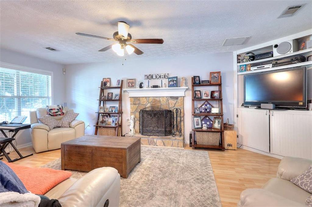3132 Victoria Place Drive