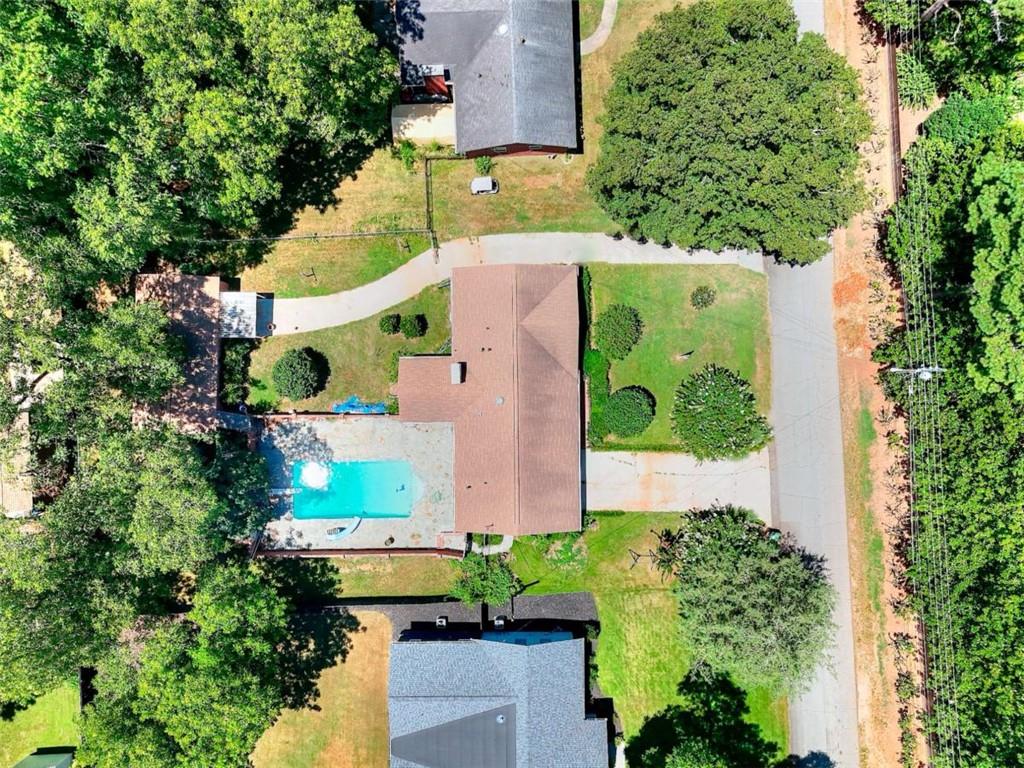 111 W Ridge Avenue W