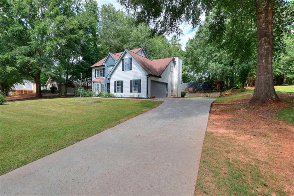 413 Spring Place