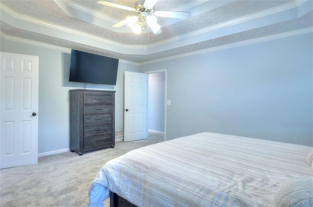 413 Spring Place