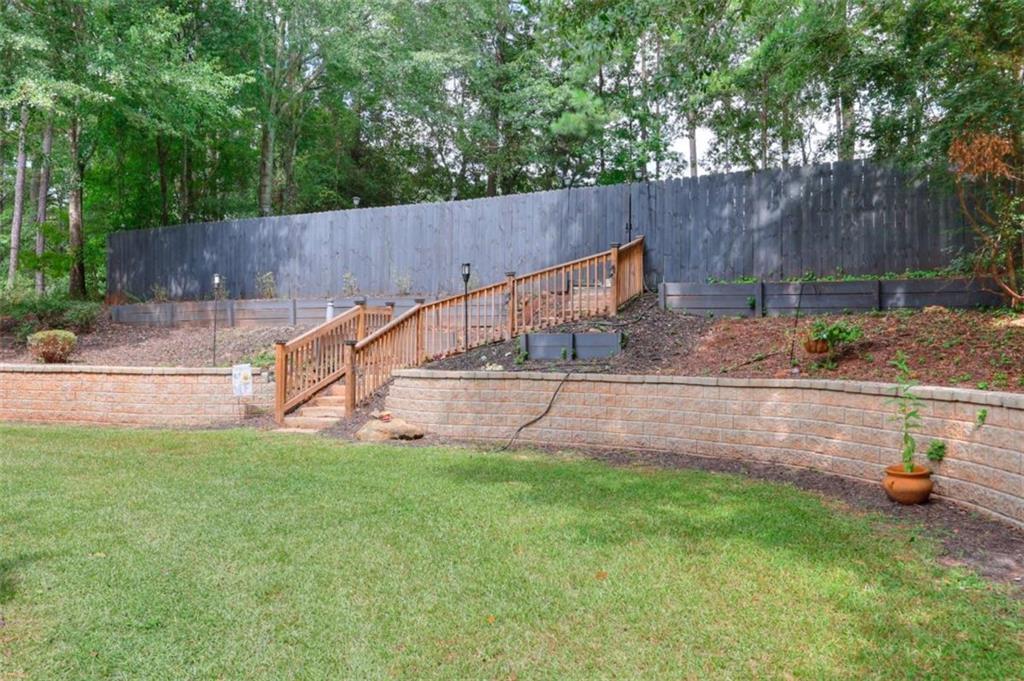 413 Spring Place