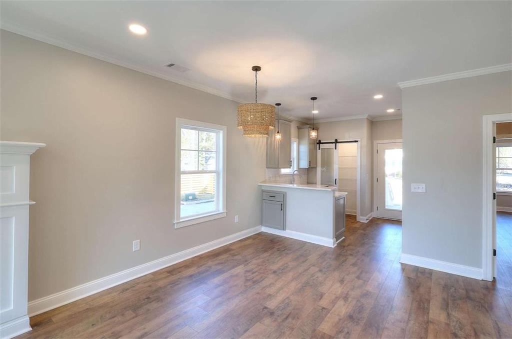 317 S Madison Avenue S