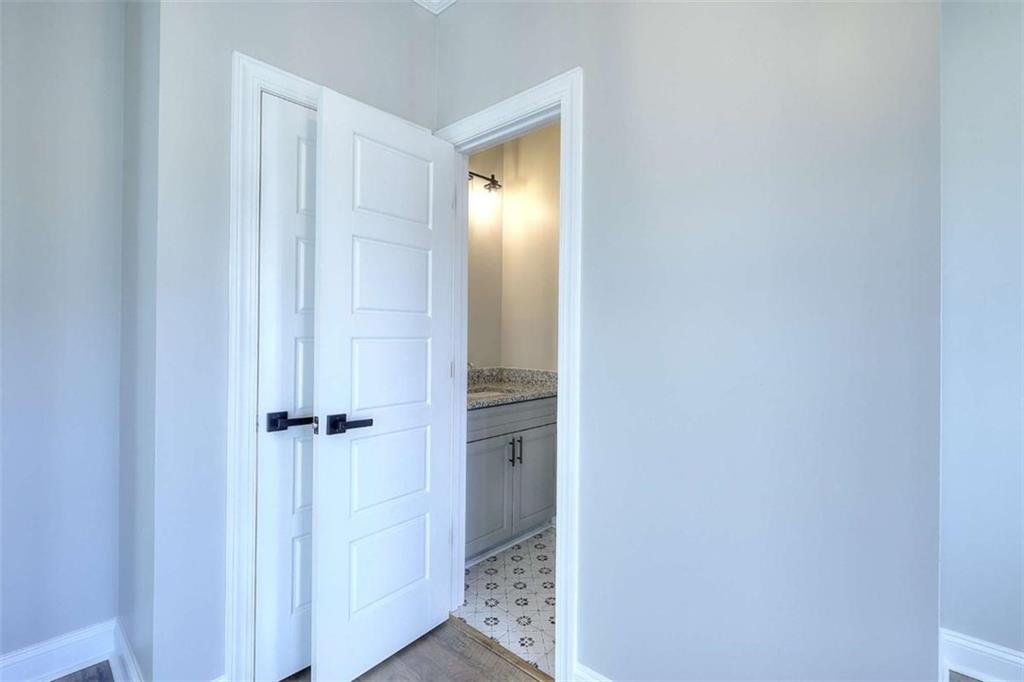 317 S Madison Avenue S