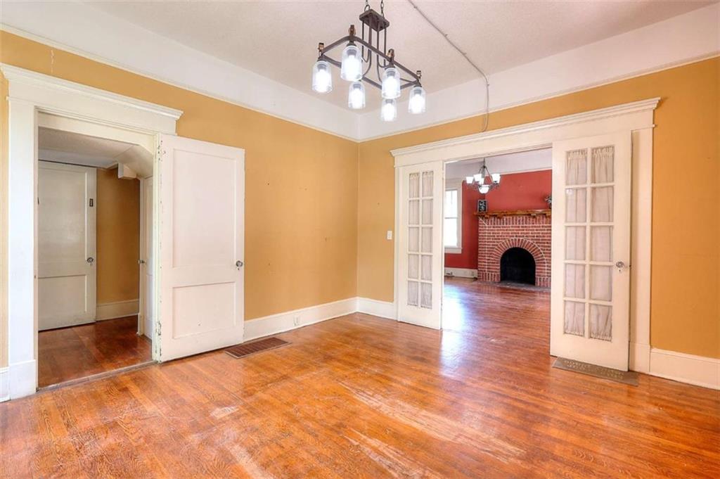 338 N Broad Street N