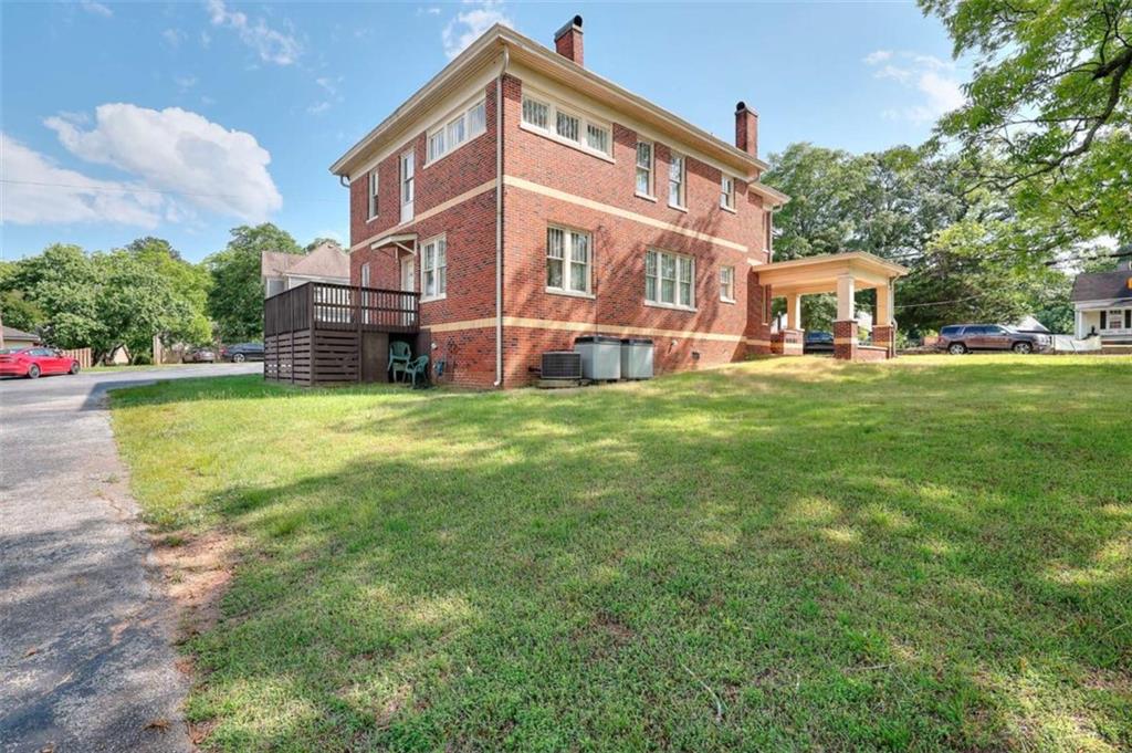 338 N Broad Street N