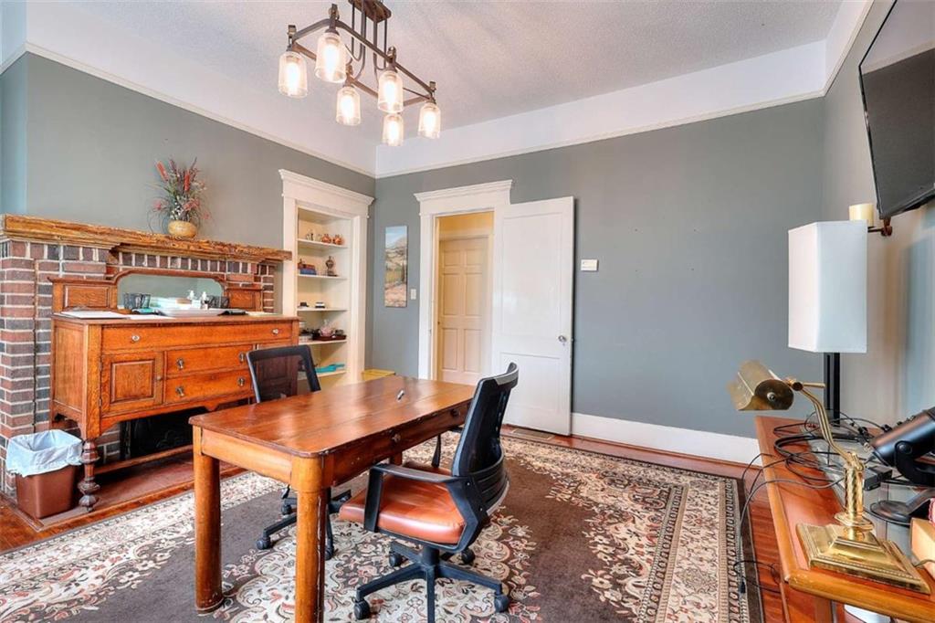 338 N Broad Street N