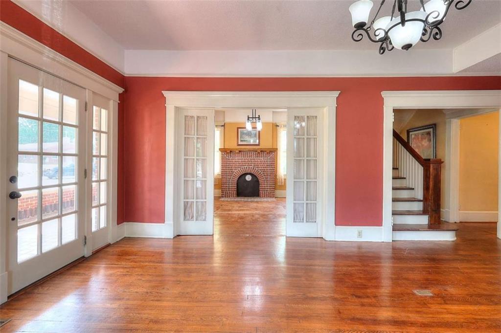 338 N Broad Street N