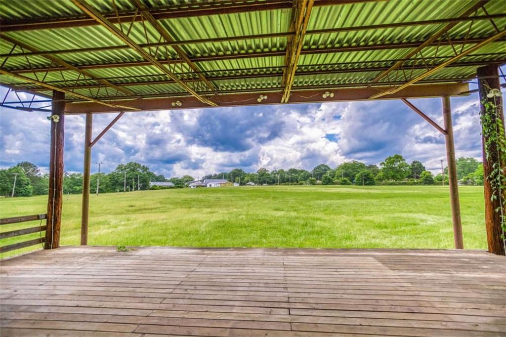 1320 E Church Street E